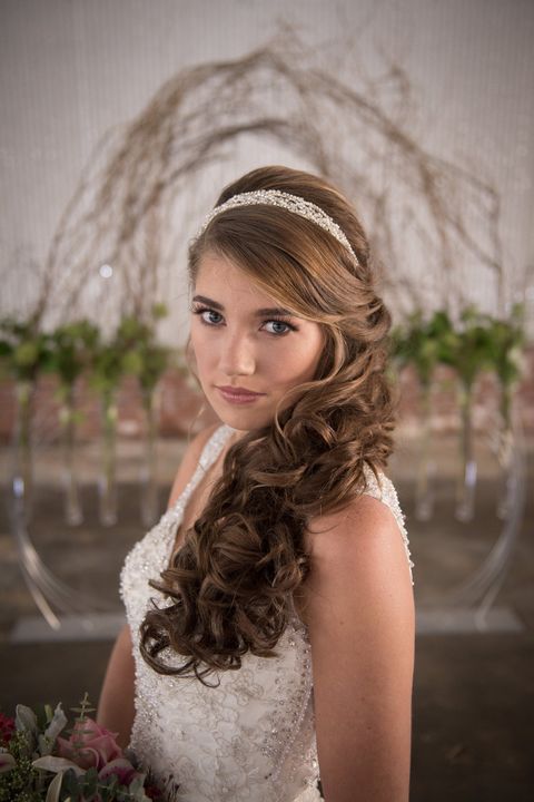 Extensions & lashes portfolio 2, Updo's Studio