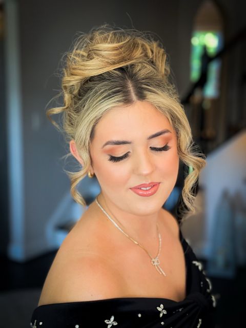 Bridal makeup portfolio 4, Updo's Studio